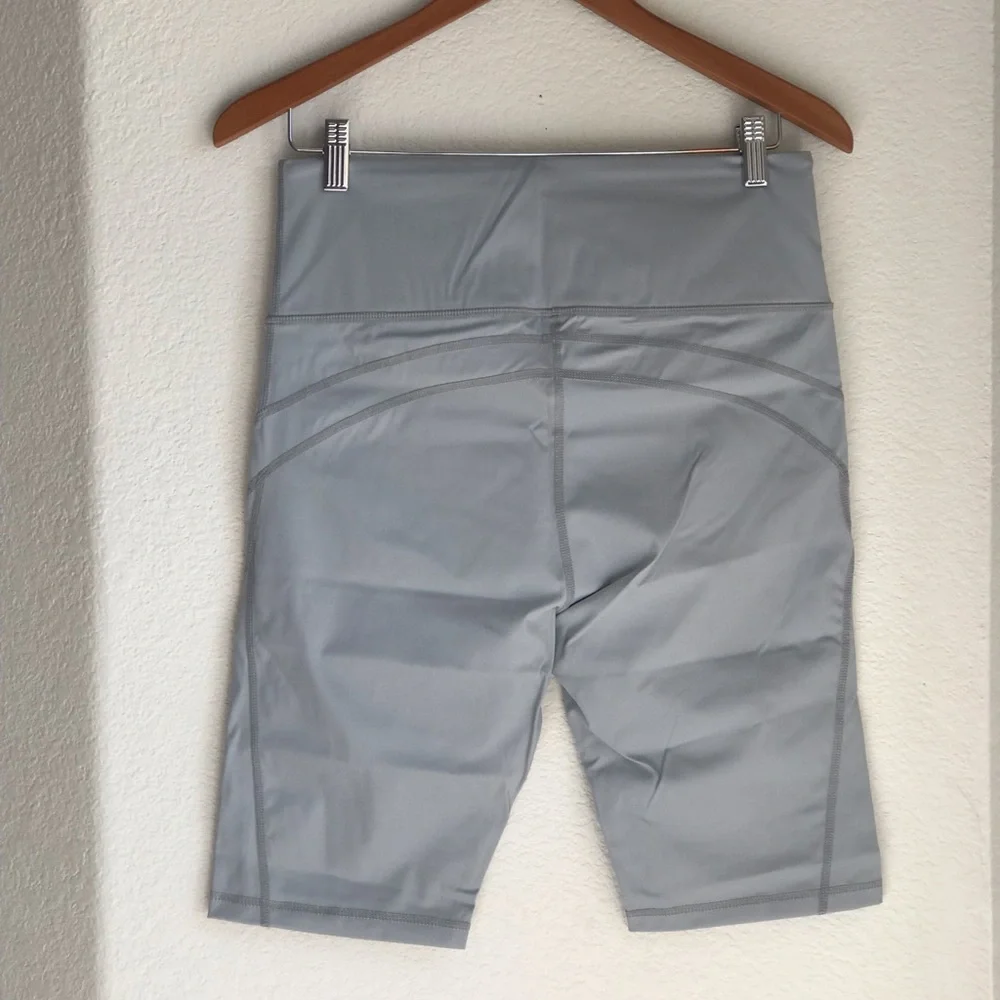 High Waist Biker Shorts Gray Women's size Large Pockets 9" Inseam Soft - Picture 8 of 15